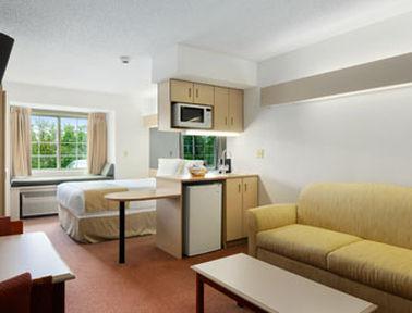 Microtel Inn & Suites By Wyndham Seneca Falls Kamer foto